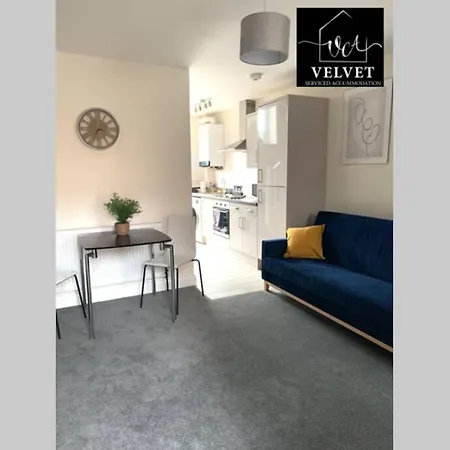 ✪ Leisure/Business ✪ 1 Bedroom Apt , Free Parking Swansea Exterior photo
