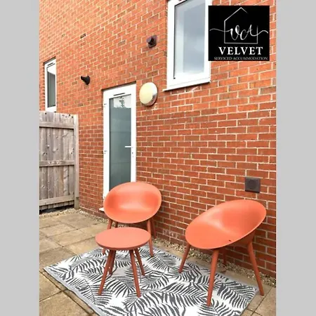 ✪ Leisure/Business ✪ 1 Bedroom Apt , Free Parking Swansea Exterior photo