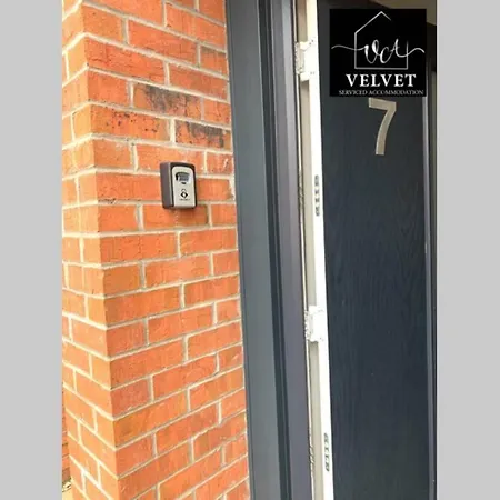 ✪ Leisure/Business ✪ 1 Bedroom Apt , Free Parking Swansea Exterior photo